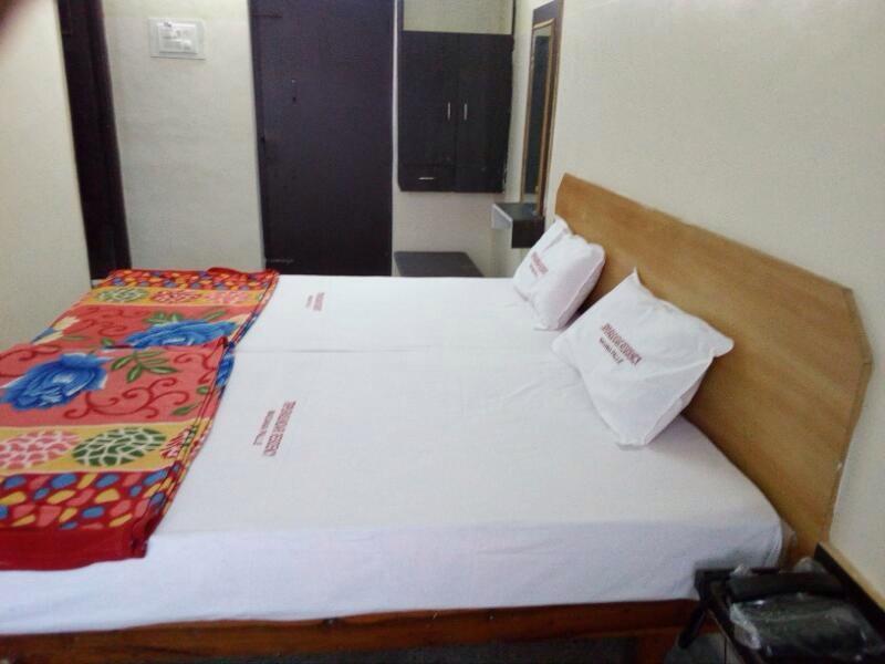 Tripura Sundari Residency Hotel Madanapalle Exterior photo